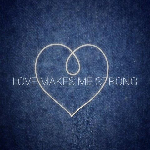 LOVE MAKES ME STRONGの画像(プリ画像)