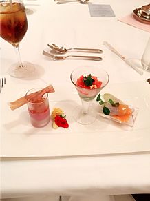 花水木ホテルの豪華な料理の画像(豪華な料理に関連した画像)