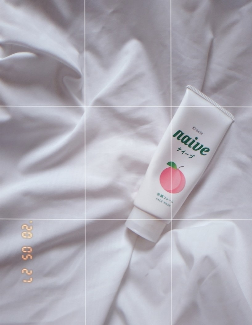 朝いちでとった韓国っぽい洗顔料 白加工 白 エモい レトロ 完全無料画像検索のプリ画像 Bygmo