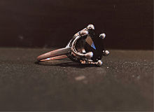 かじりかけの宝石の画像(指輪に関連した画像)