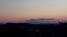 くそスランプだから空の写真載せとくうちから見える夕焼け富士さんの画像(暇つぶしに関連した画像)