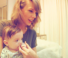 テイラー スウィフト Taylor Swift 赤ちゃん プリ画像