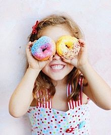 かわいい ドーナツ 外国人 子供の画像7点 完全無料画像検索のプリ画像 Bygmo