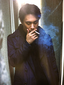 タバコ似合う...うん。の画像(鈴木達央に関連した画像)