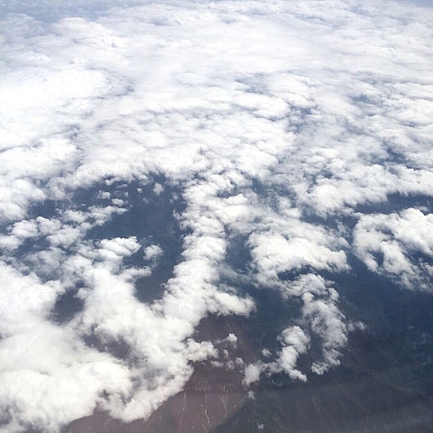 雲海 飛行機の窓の景色の画像(プリ画像)