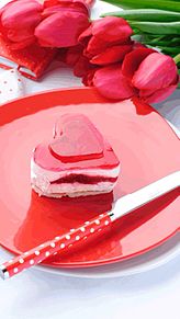 真っ赤なハートケーキの画像(ケーキ ハートに関連した画像)