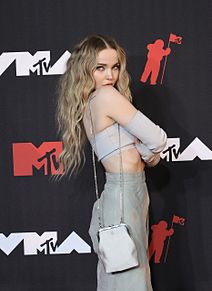 MTV VMA 2021 Dove Cameron プリ画像