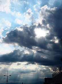 天からのカーテン(？)の画像(#ミラーレス一眼に関連した画像)