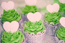 カップケーキ グリーン 緑色 ハートの画像(カップケーキに関連した画像)