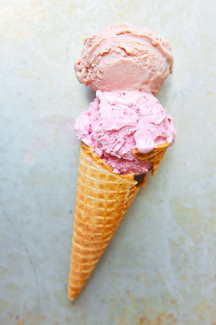 raspberry ice cream の画像 プリ画像