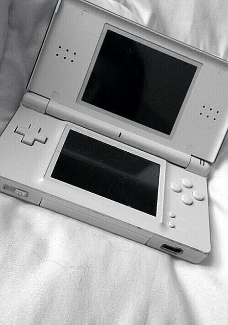 Nintendo DS Lite Whiteの画像 プリ画像