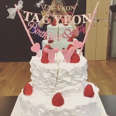 HAPPY BIRTHDAY Taeyeon **の画像(プリ画像)