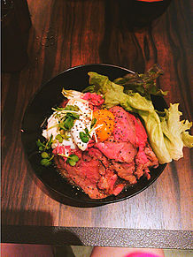 ローストビーフ丼の画像(食テロに関連した画像)