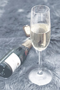 シャンパン  ボトル  グラス  お酒の画像(お酒に関連した画像)