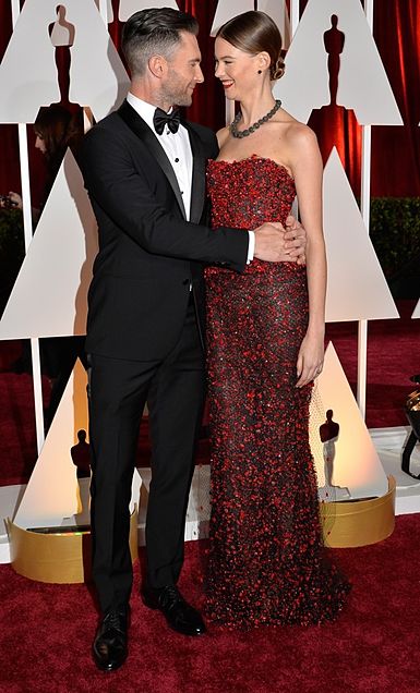 Oscars2015 Adam Levine Behati Prinslooの画像 プリ画像