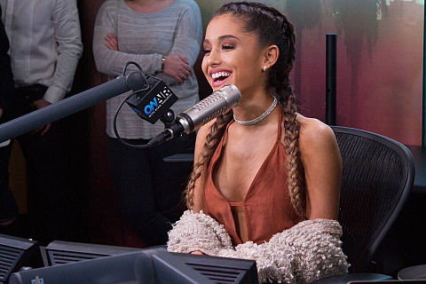 Ariana in AMP radioの画像(プリ画像)