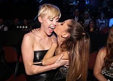 Ariana Grande&Miley Cyrusの画像(ﾏｲﾘｰｻｲﾗｽに関連した画像)