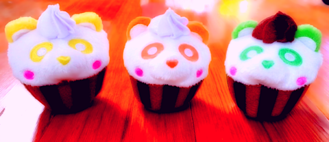 AAA え〜パンダ カップケーキマスコットの画像(プリ画像)