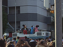 ミッキー ミニー 茨城県つくば市のお祭りでディズニーパレードの画像(ﾃﾞｨｽﾞﾆｰ ﾊﾟﾚｰﾄﾞに関連した画像)