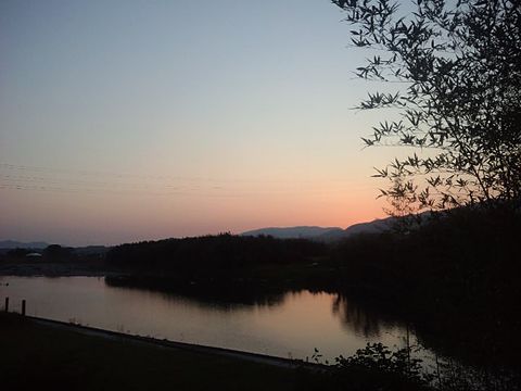 夕焼けの吉野川の画像(プリ画像)