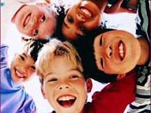 子供たち 笑顔の画像2点 完全無料画像検索のプリ画像 Bygmo