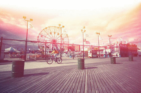 Ferris wheel amusement parkの画像 プリ画像
