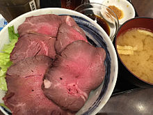 ローストビーフ丼 味噌汁の画像(ローストビーフに関連した画像)