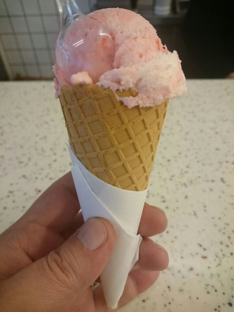 アイスクリーム、ストロベリーの画像(プリ画像)
