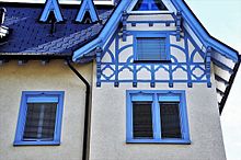 世界の建築物 キレイな青い屋根と窓の家＠トヤスム株式会社の画像(建築物に関連した画像)