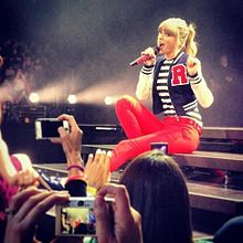 Taylor swift red tourの画像(taylor swift red tourに関連した画像)