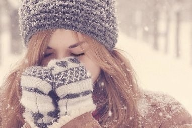 素材 外国人 女の子 冬 雪 完全無料画像検索のプリ画像 Bygmo